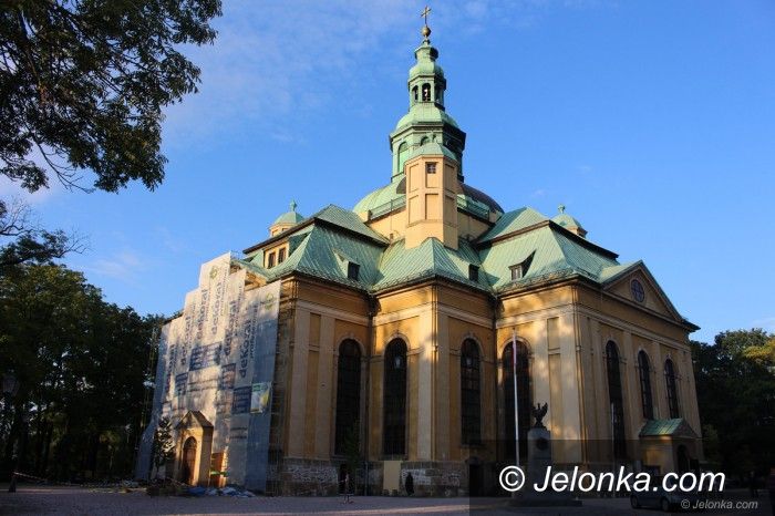 Jelenia Góra: Rozpoczął się remont elewacji Kościoła Łaski