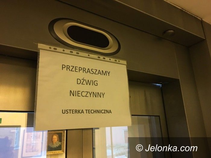 Jelenia Góra: Winda w Muzeum Przyrodniczym musi działać!
