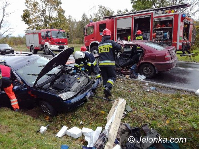 Region: Zderzenie dwóch aut – droga zablokowana