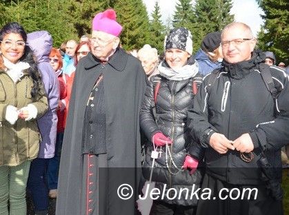 Region: Parafianie z Jeżowa Sudeckiego w „Różańcu do granic”