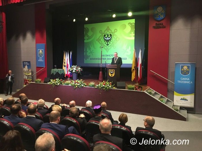Region: Uroczysta sesja województwa pełna nagród