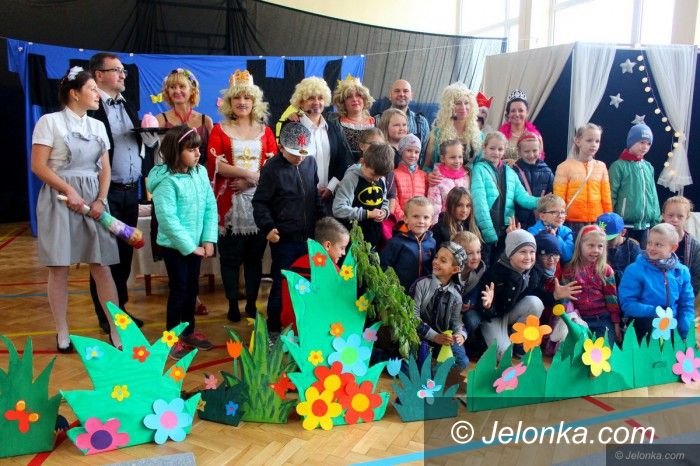 Jelenia Góra: Nauczyciele aktorami – dla Marcelka