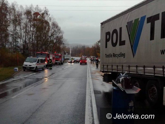 Jelenia Góra: Zablokowana ulica Spółdzielcza w Jeleniej Górze