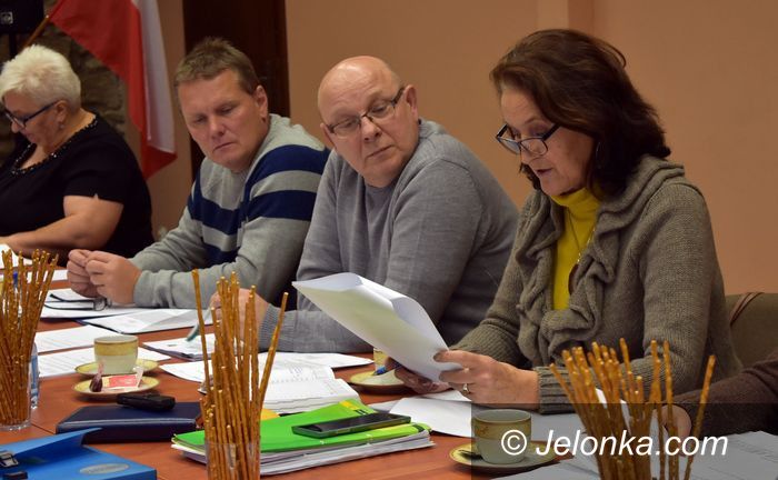 Janowice Wielkie: Na gminnej sesji „gorąco” o pieniądzach