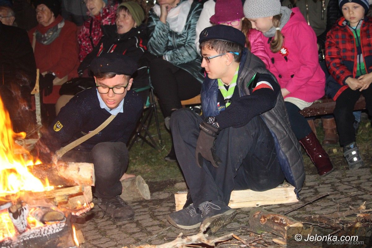 Jelenia Góra: Ognisko patriotyczne rozgrzewało serca
