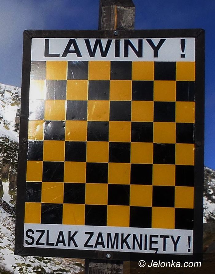 Region: Zagrożenie lawinami – KPN zamknął kolejne szlaki