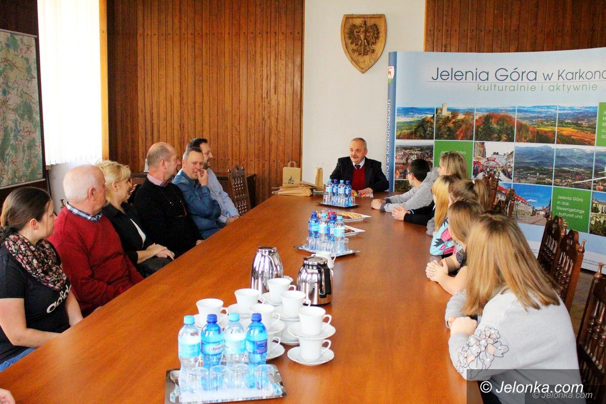 Jelenia Góra: Beata i Bajm w „Zaczarowanych Świętach”