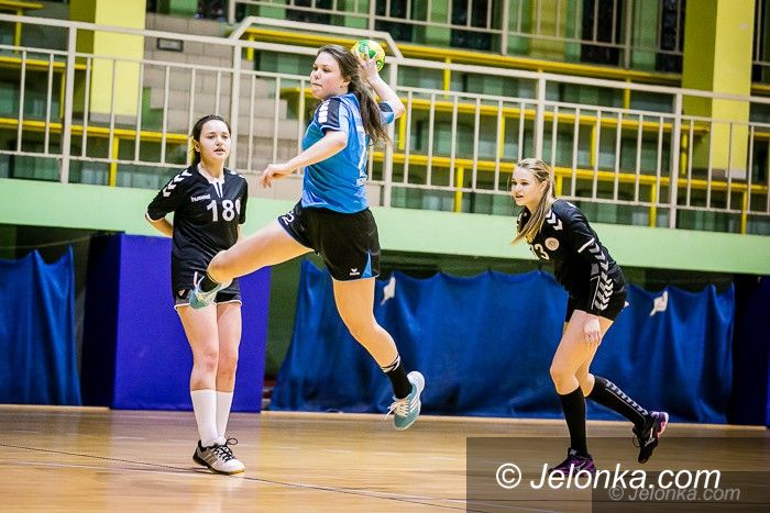 Jelenia Góra: Rywalki górą w ważnym spotkaniu