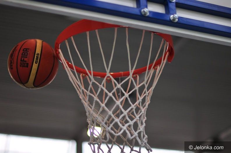 Jelenia Góra: Pewny triumf koszykarzy z SP 2