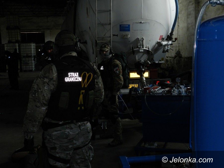 Polska: Służby „rozbiły” gang paliwowy