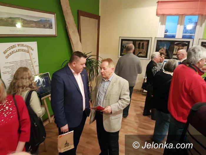 Mysłakowice: „Symbole wiary i …” – wernisaż w GOK–u