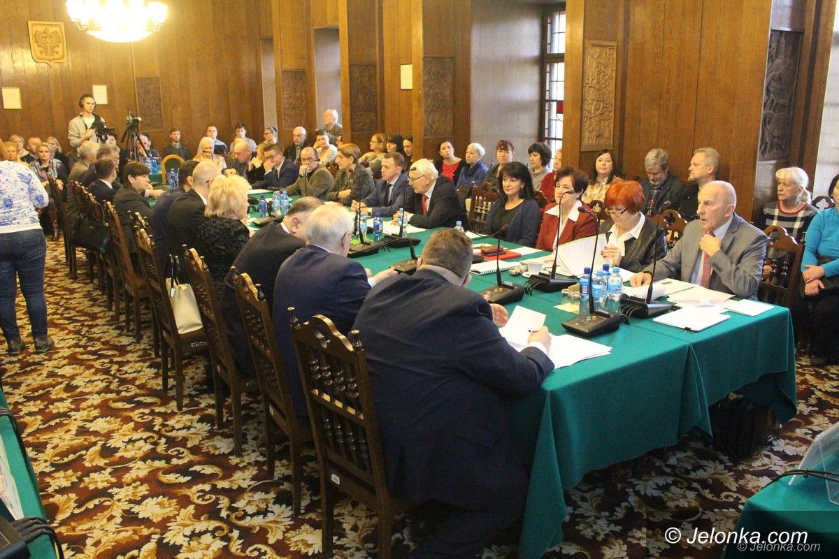 Jelenia Góra: Poprawki radnych PiS z DRS odrzucone