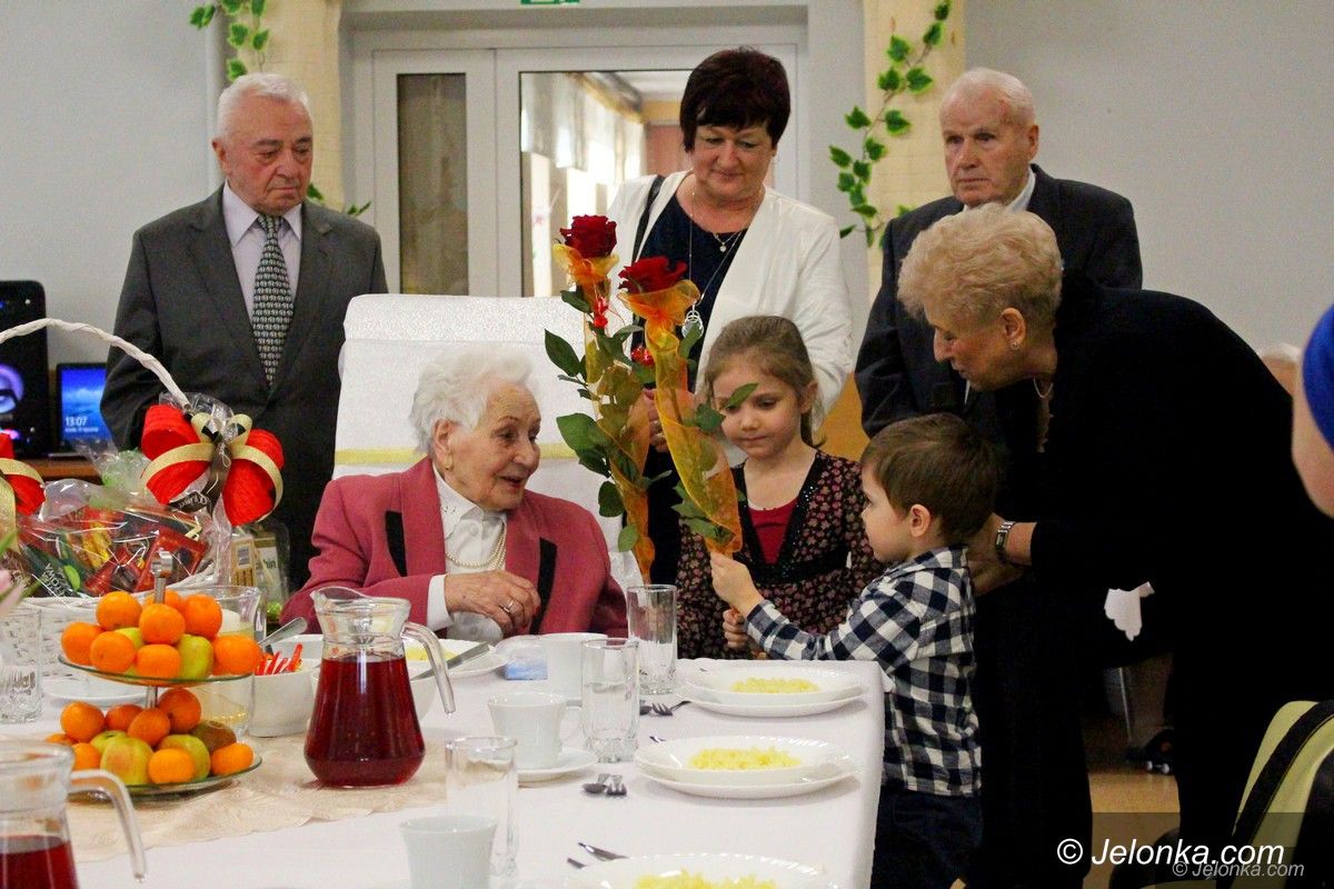 Jelenia Góra: 200 lat śpiewali wyjątkowej jubilatce