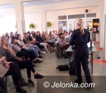 Jelenia Góra: Drugstop w Zespole Szkół Ogólnokształcących i Technicznych