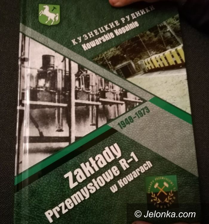 Kowary: Promocja książki o zakładach przeróbki rud uranu