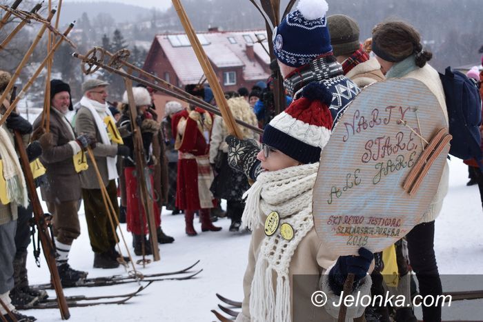 Szklarska Poręba: Mróz niestraszny fanom nart retro