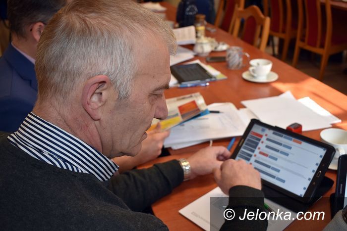 Piechowice: E – usługi wkraczają do piechowickiego magistratu