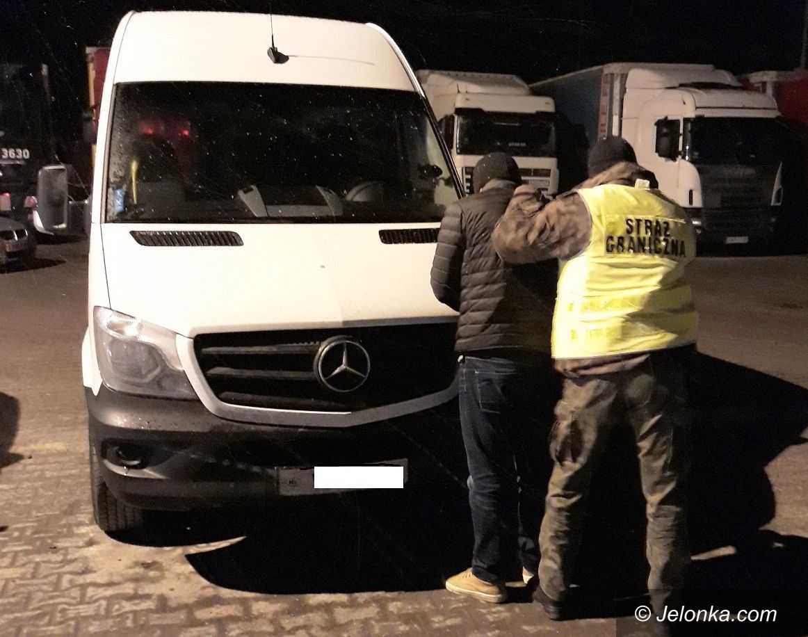 Region: Strażnicy graniczni odzyskali skradzione auto