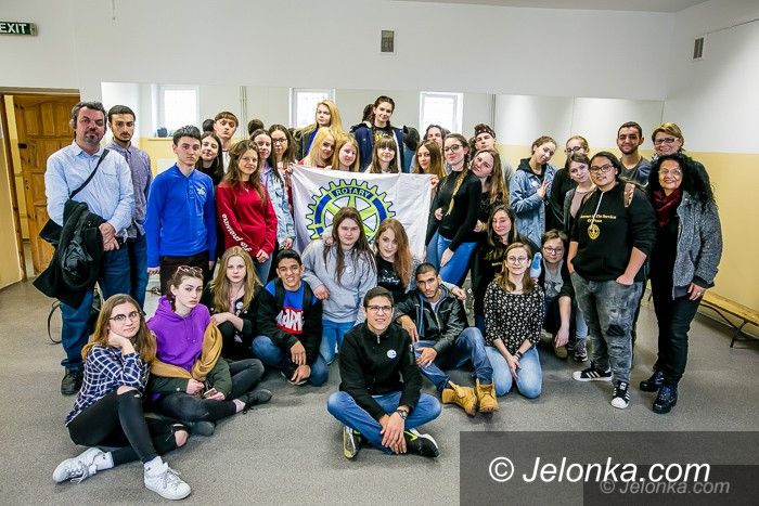 Region: „Interact w służbie pokoju”–spotkanie młodych