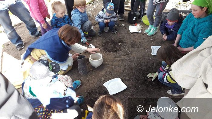 Region: Spotkanie z archeologią w Staniszowie