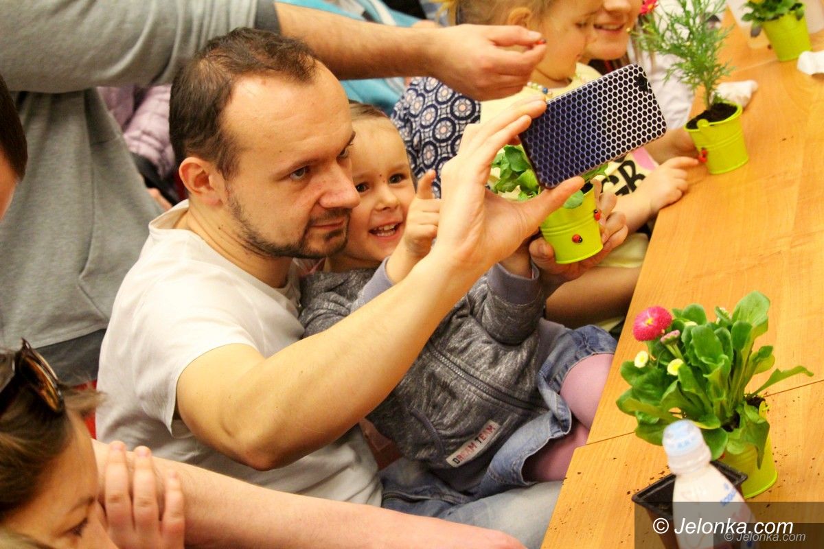 Jelenia Góra: Wiosenny poranek w Sobieszowie