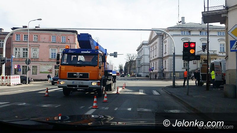Jelenia Góra: Nowe światła na skrzyżowaniu koło teatru