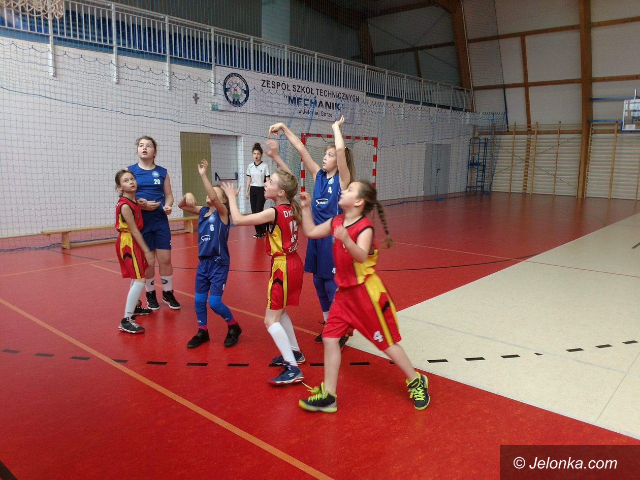 Jelenia Góra: Zagrały najmłodsze koszykarki