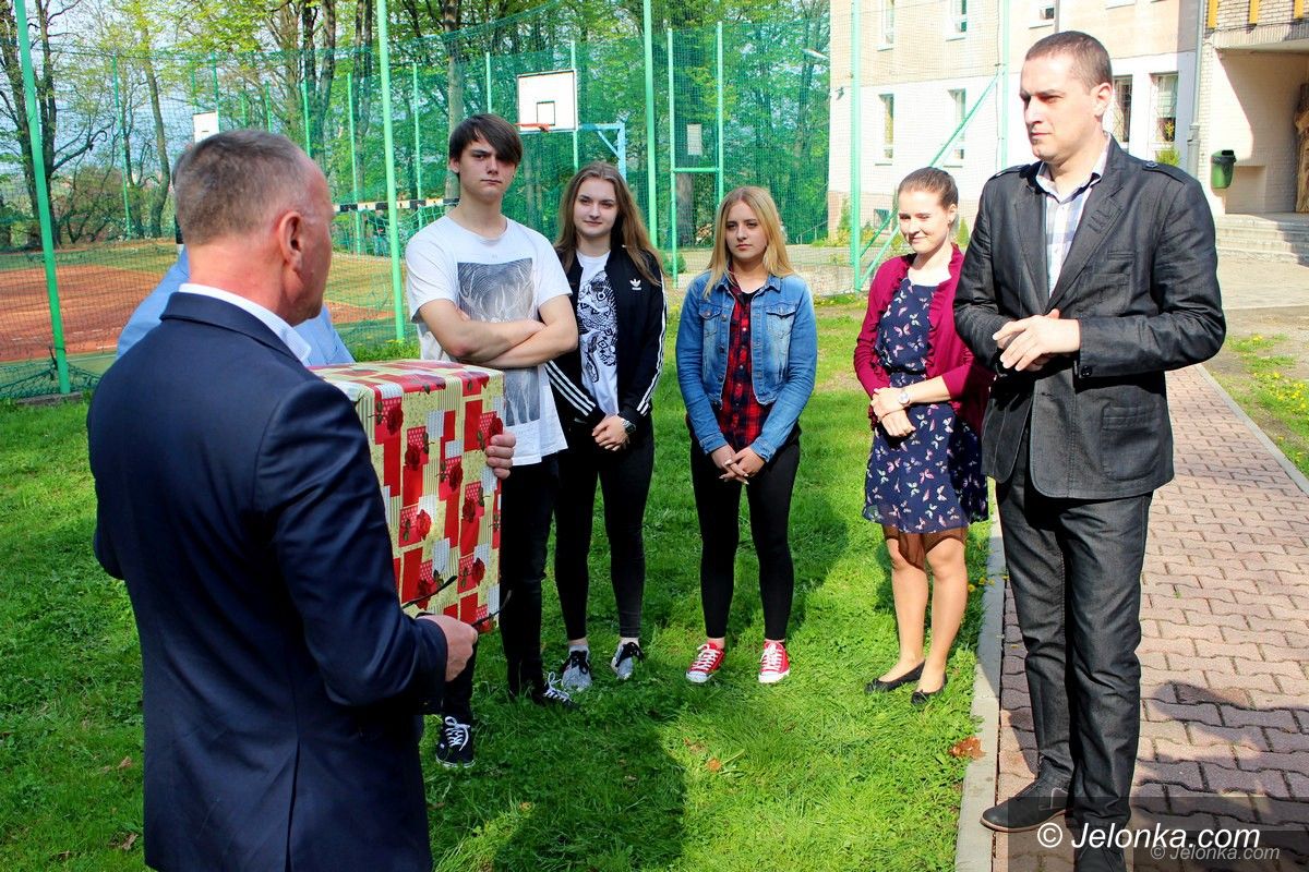 Jelenia Góra: Obdarowani za akcję z żabkami