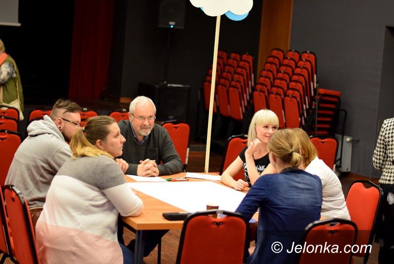 Jelenia Góra: Twórcza i kreatywna diagnoza w „Muflonie”