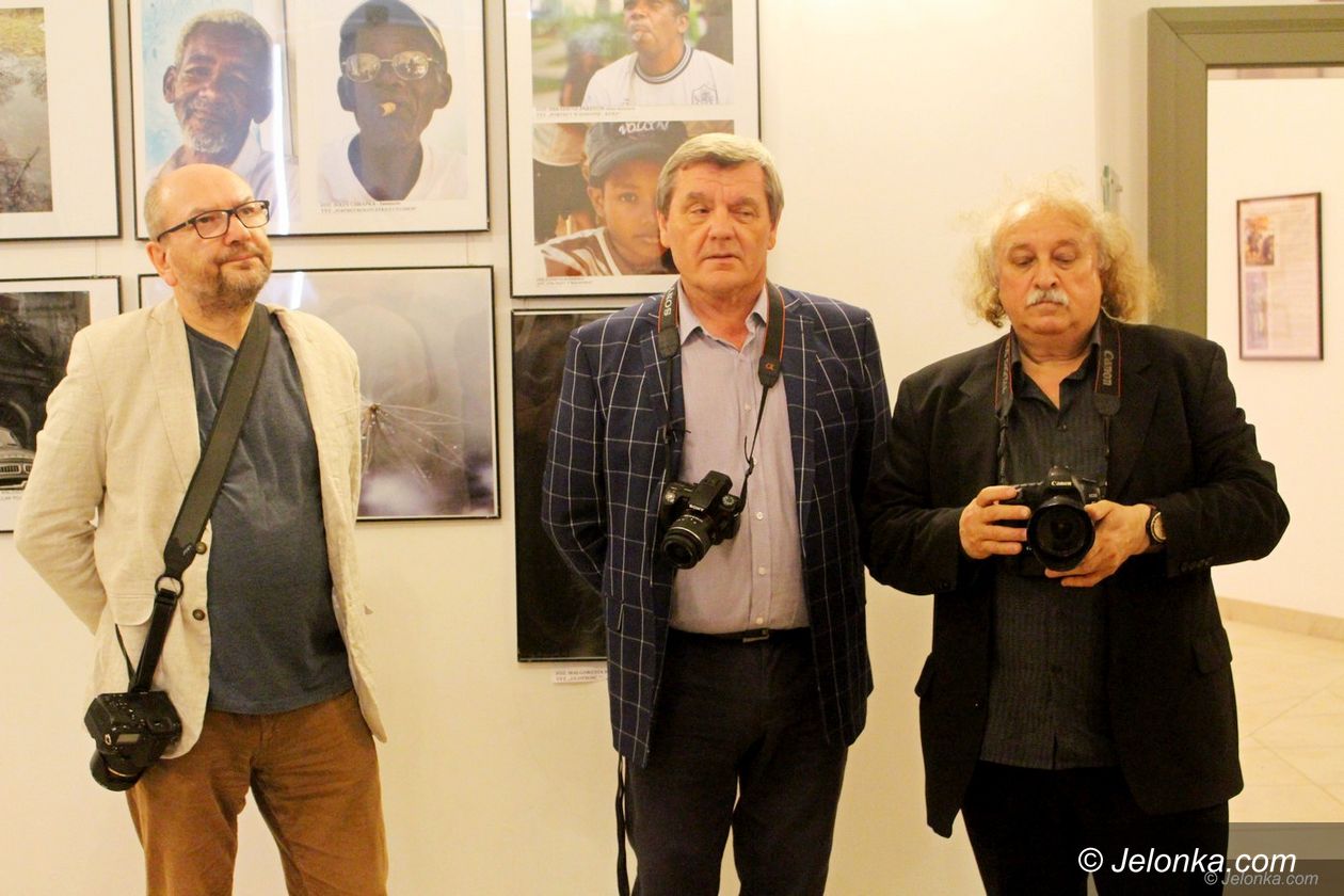 Jelenia Góra: Fotograficy z okazji 15–lecia
