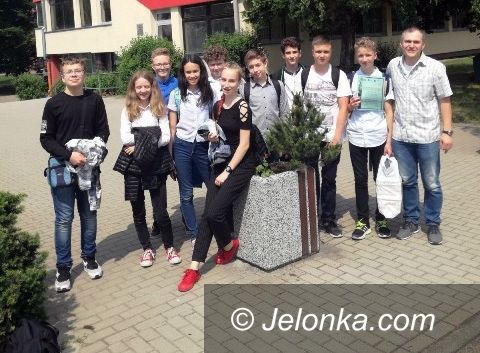 Jelenia Góra: Srebrna drużyna z "6"