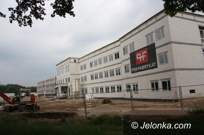 Podgórzyn: Szkoła przed terminem?