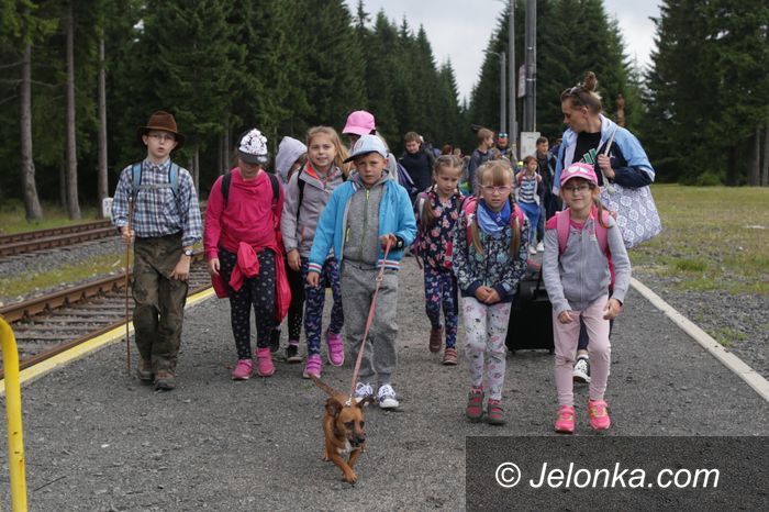 Janowice Wielkie: Wakacje pełne przygód!