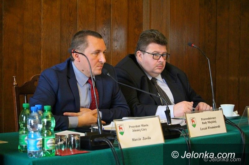 Jelenia Góra: W czwartek krótka sesja