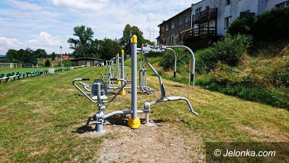 Mysłakowice: Powstają kolejne siłownie pod chmurką