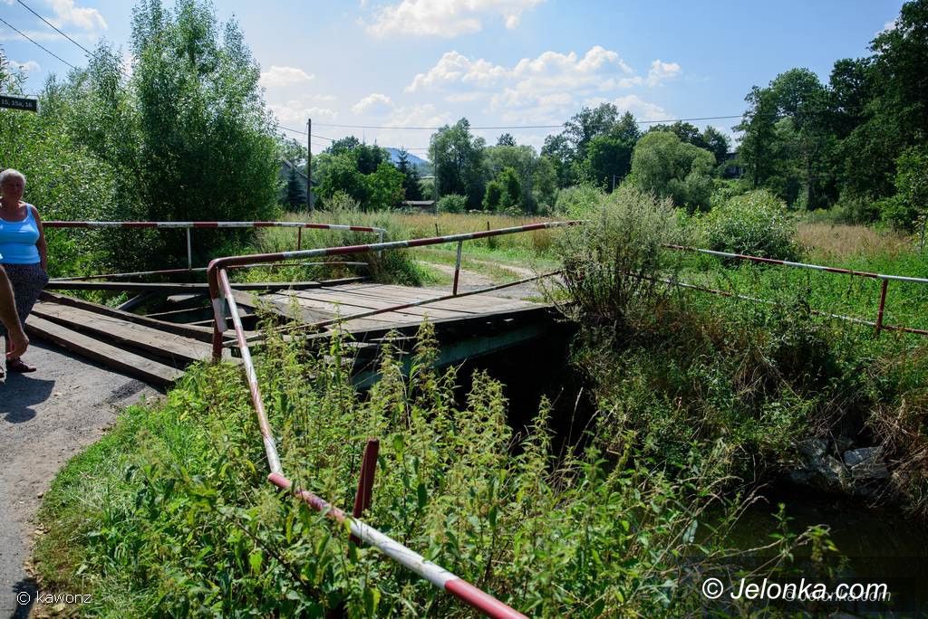 Janowice Wielkie: Zniszczony most w Janowicach Wielkich