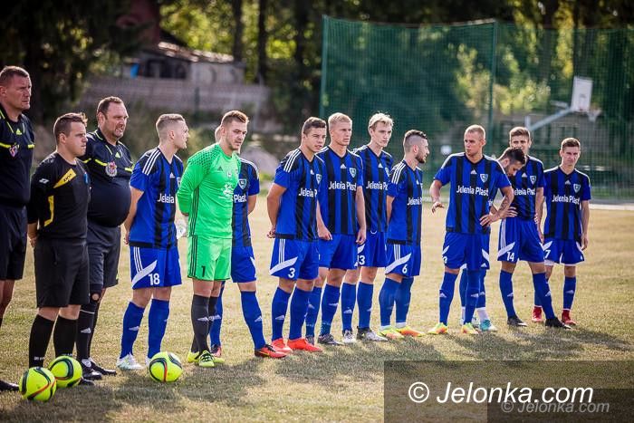 IV liga piłkarska: Karkonosze zagrają u siebie