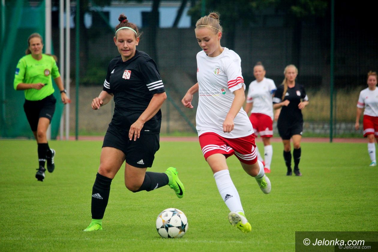 Jelenia Góra: Wymarzony debiut piłkarek Orlika