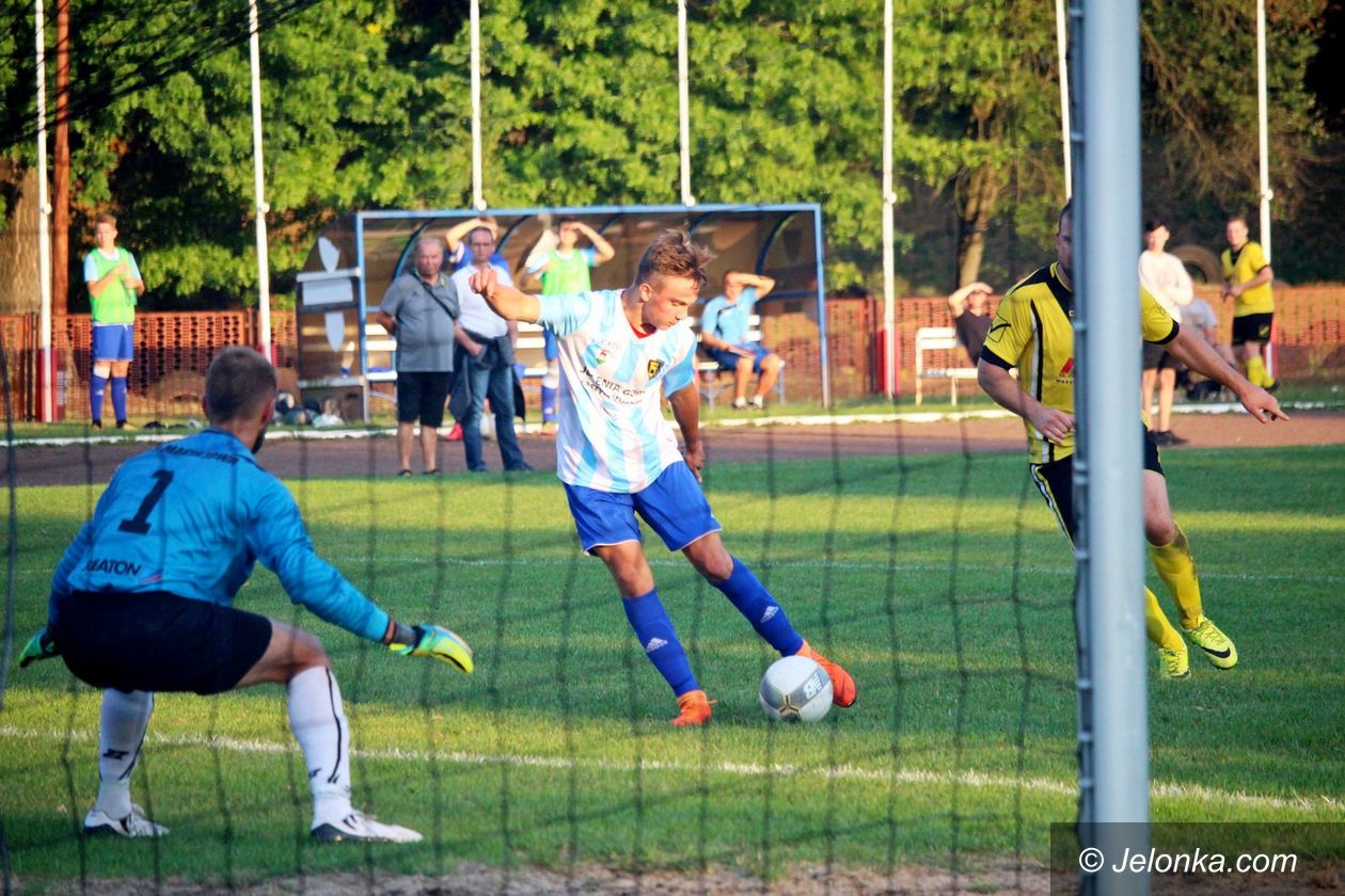 Jelenia Góra: Młodzież Karkonoszy w kolejnej rundzie
