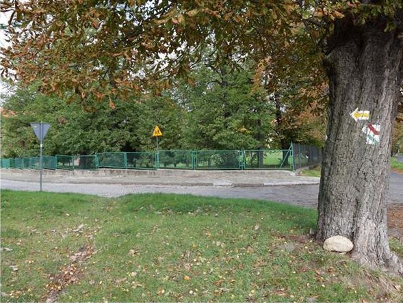 Kowary: Wandale zniszczyli oznakowanie szlaków