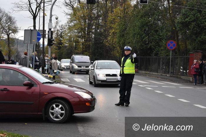 Jelenia Góra: Jak dojedziemy na cmentarze?