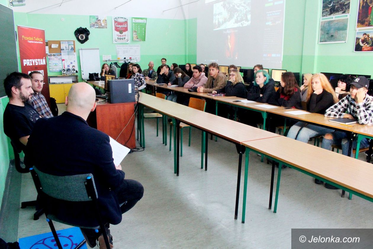 Jelenia Góra: Warsztaty ze znanym artystą ilustratorem