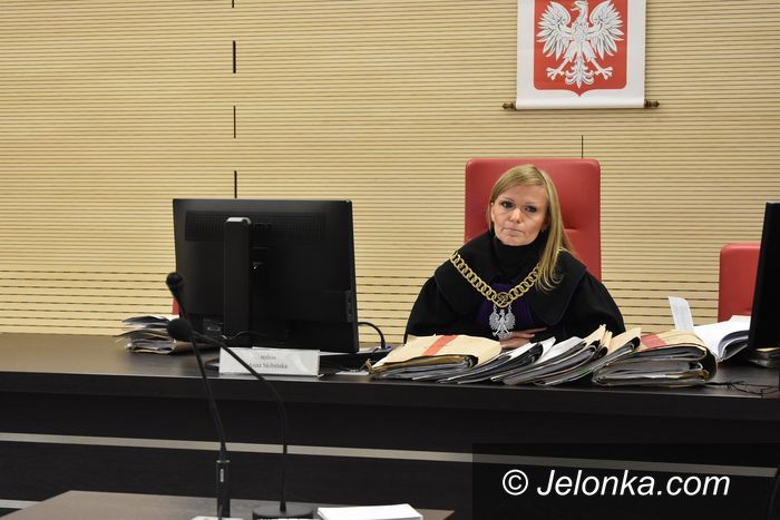 Jelenia Góra: Zapadł (łagodny) wyrok dla działaczy KOD–u