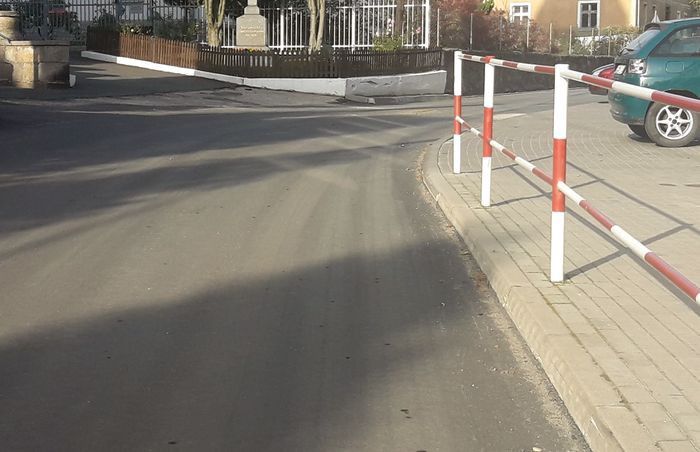 Janowice Wielkie: Ulica Partyzantów po remoncie