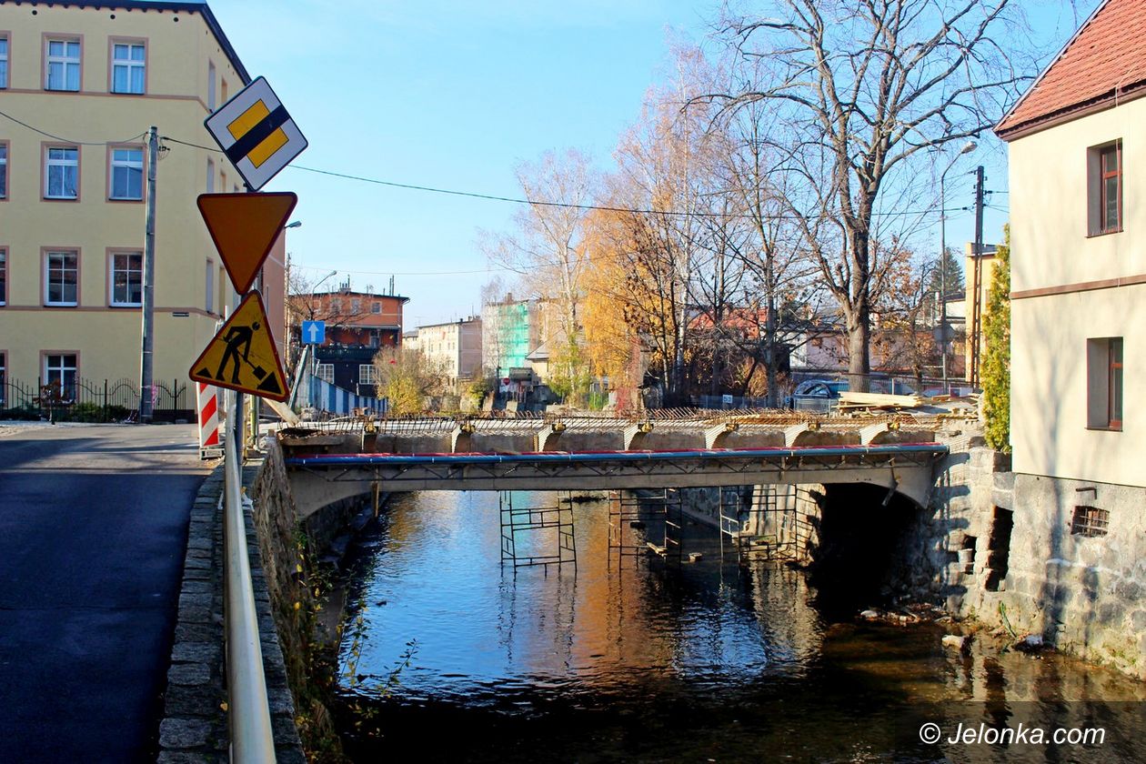 Jelenia Góra: Kiedy skończą ten most?