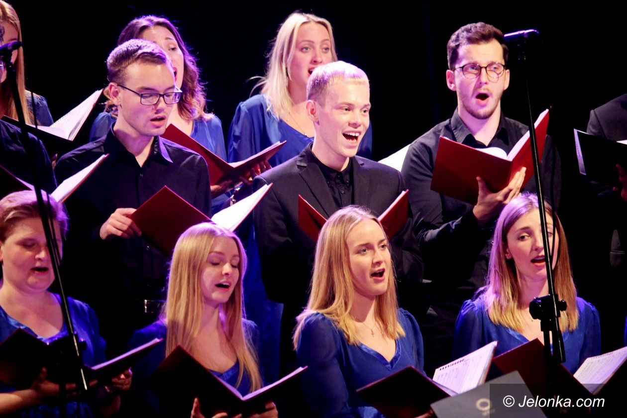 Jelenia Góra: Muzyczni przyjaciele dla pogorzelców