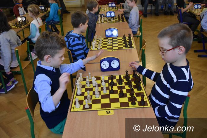 Jelenia Góra: Świąteczny turniej królewskiej gry