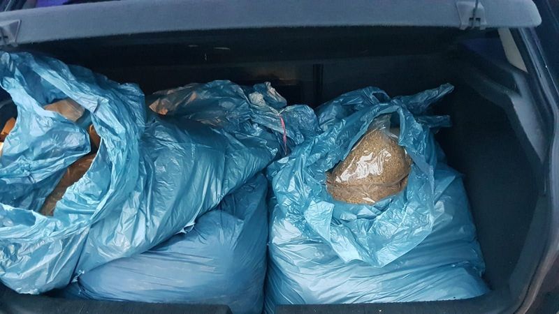Jelenia Góra: Zatrzymany za tytoń i papierosy bez akcyzy