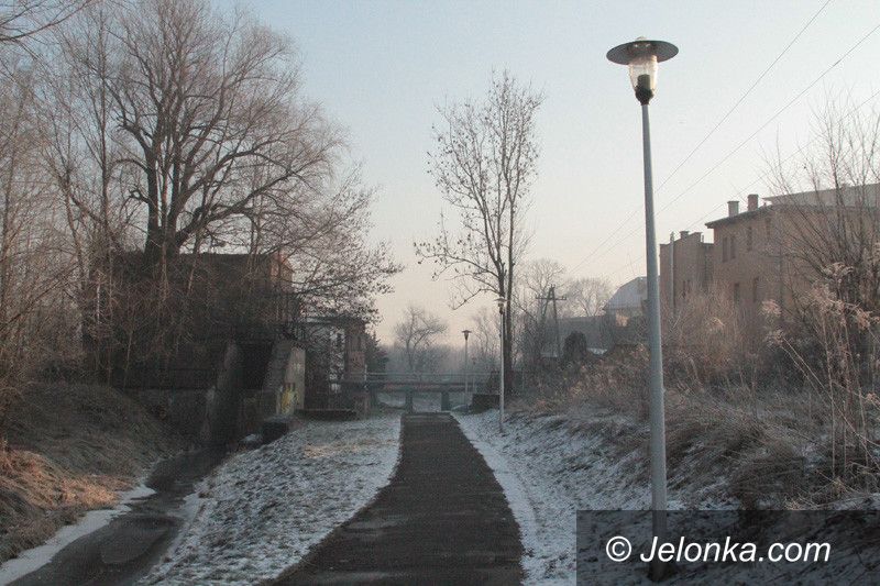 Jelenia Góra: Ciemno na trasie do Grzybka