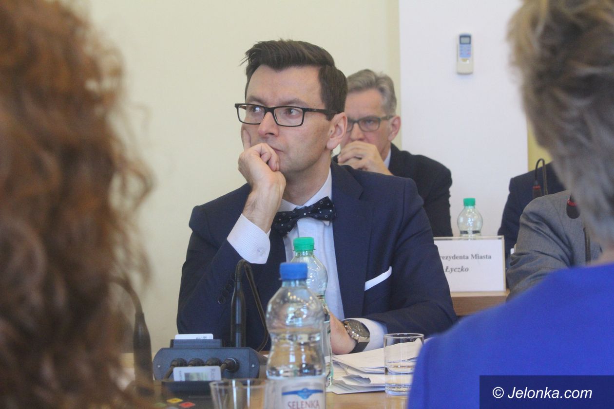 Jelenia Góra: Szymański poza PiS
